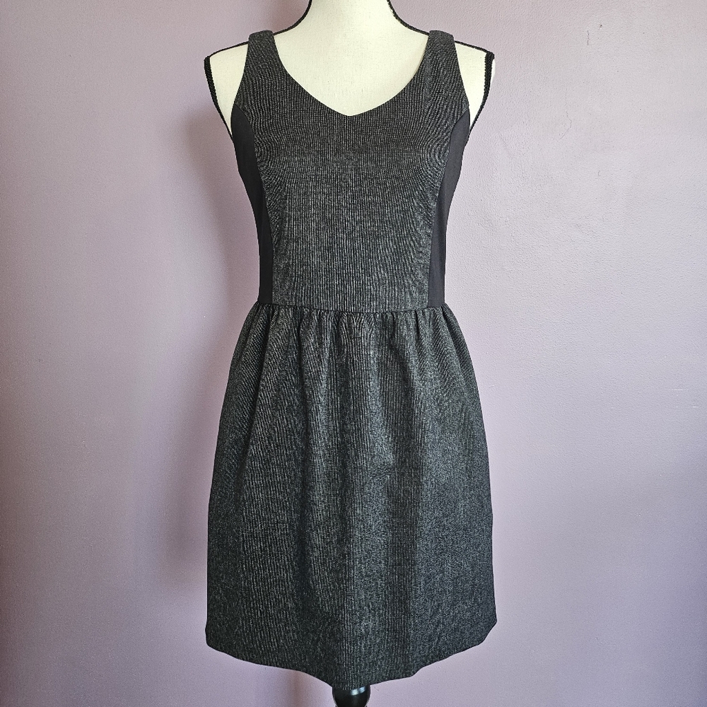 Aqua Bloomingdale's Y2K 2000s Gray & Black Fit & Flare Cocktail Dress